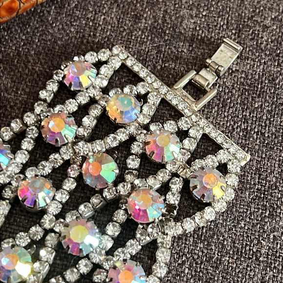 Exquisite Vintage Borealis & Crystal Silver Wide Bracelet - Picture 8 of 11